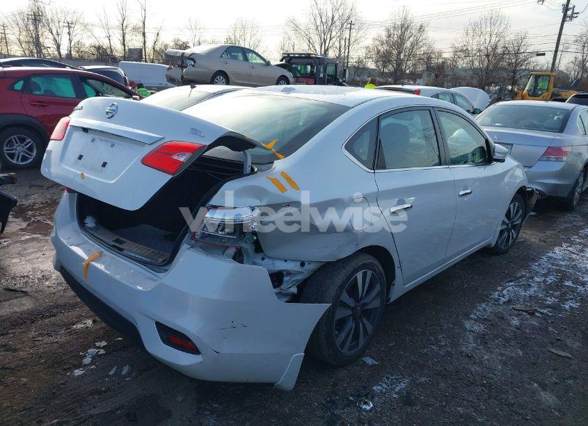 Photo 4 of 2018 Nissan Sentra SL (VIN 3N1AB7AP5JY282343)