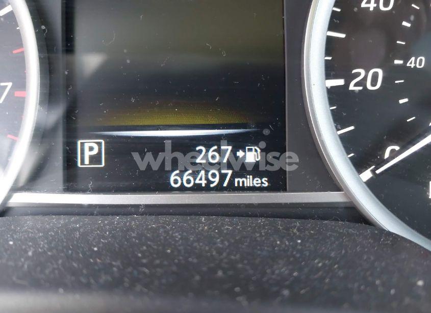 Photo 7 of 2018 Nissan Sentra SL (VIN 3N1AB7AP5JY282343)