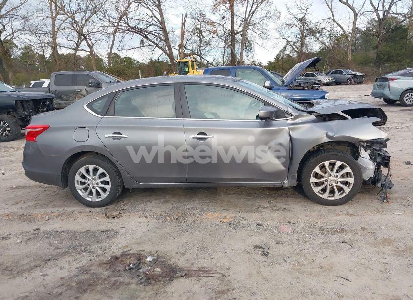 Photo 14 of 2018 Nissan Sentra SV (VIN 3N1AB7AP5JY288577)