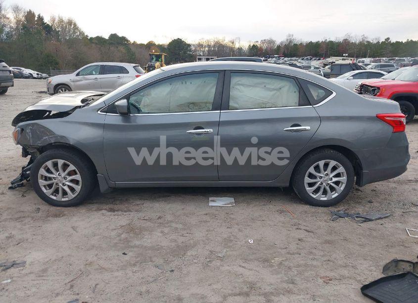 Photo 15 of 2018 Nissan Sentra SV (VIN 3N1AB7AP5JY288577)