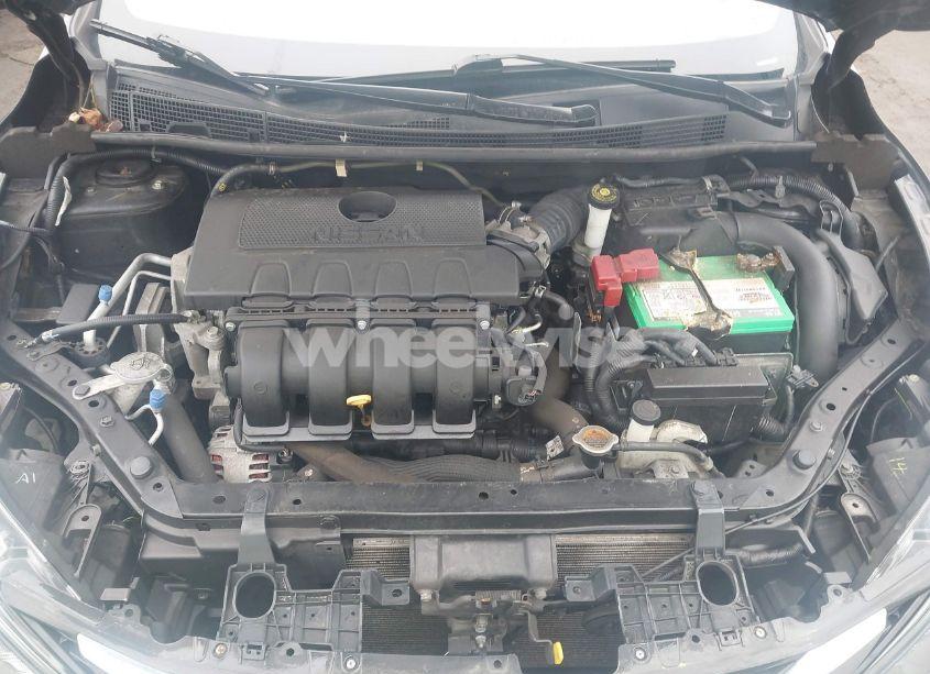 Photo 10 of 2018 Nissan Sentra SV (VIN 3N1AB7AP5JY290068)