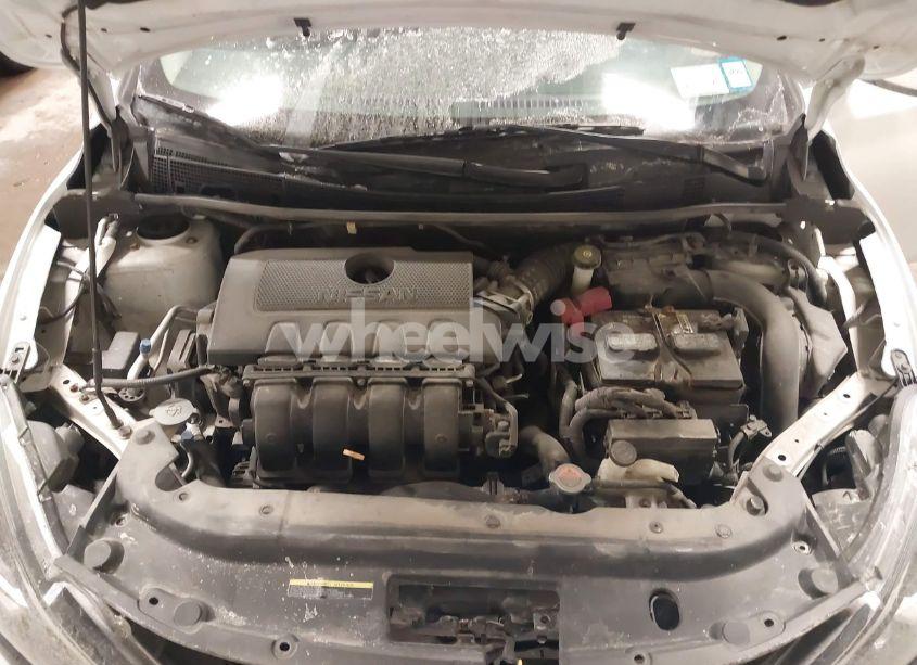 Photo 10 of 2018 Nissan Sentra SV (VIN 3N1AB7AP5JY292211)