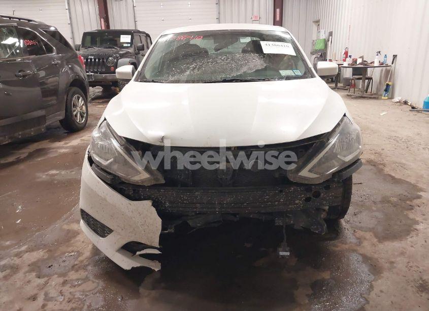 Photo 11 of 2018 Nissan Sentra SV (VIN 3N1AB7AP5JY292211)