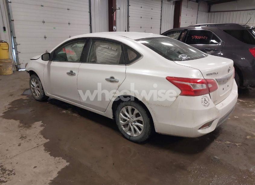 Photo 3 of 2018 Nissan Sentra SV (VIN 3N1AB7AP5JY292211)