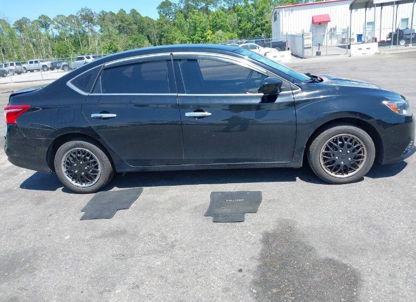 Photo 13 of 2018 Nissan Sentra S (VIN 3N1AB7AP5JY295657)