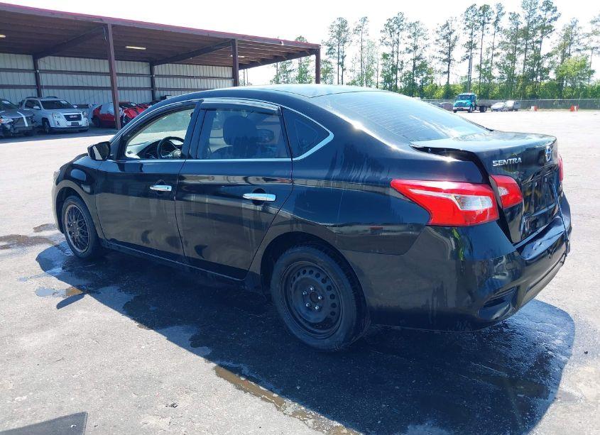 Photo 3 of 2018 Nissan Sentra S (VIN 3N1AB7AP5JY295657)