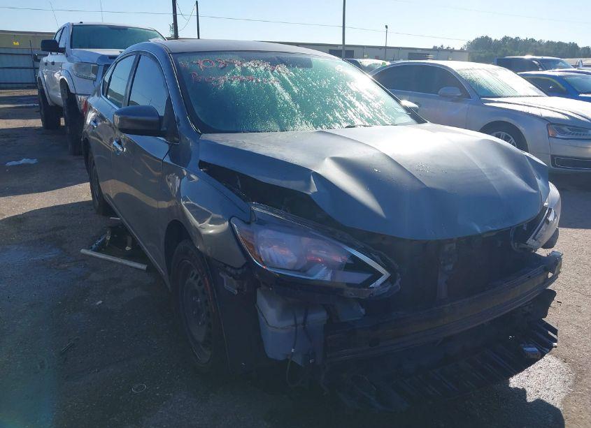 2018 Nissan Sentra S (VIN 3N1AB7AP5JY297859) main photo