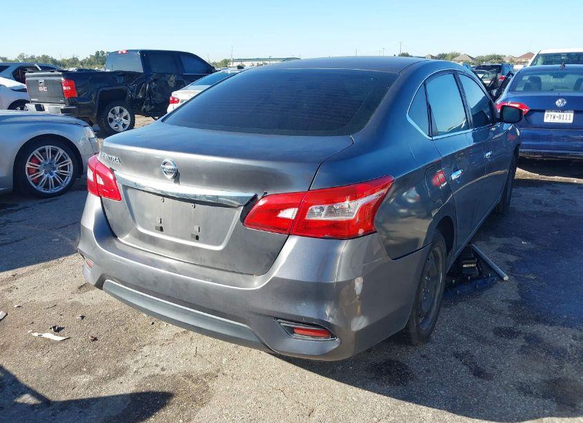 Photo 4 of 2018 Nissan Sentra S (VIN 3N1AB7AP5JY297859)