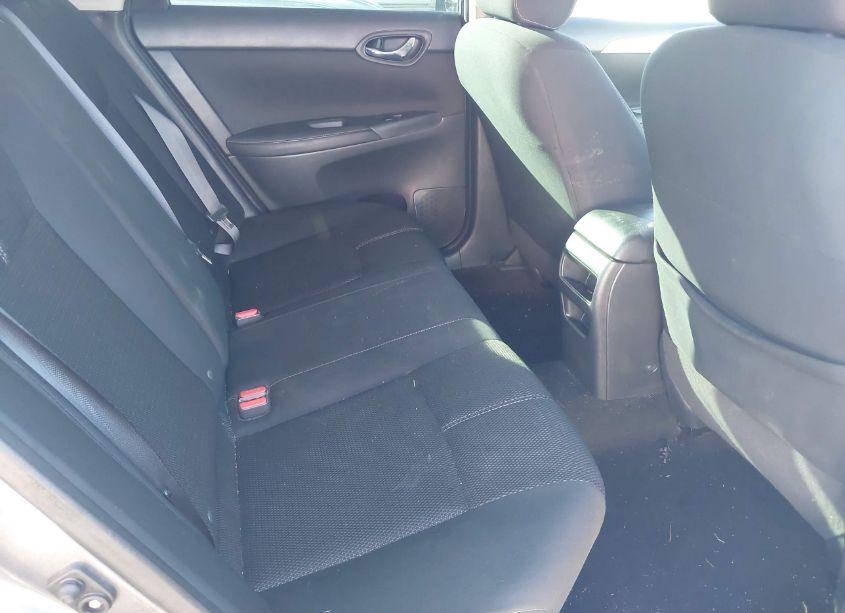 Photo 8 of 2018 Nissan Sentra S (VIN 3N1AB7AP5JY297859)