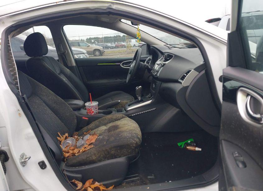 Photo 5 of 2018 Nissan Sentra SV (VIN 3N1AB7AP5JY299904)