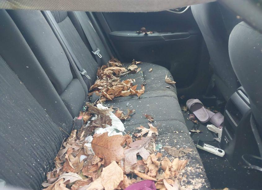 Photo 8 of 2018 Nissan Sentra SV (VIN 3N1AB7AP5JY299904)