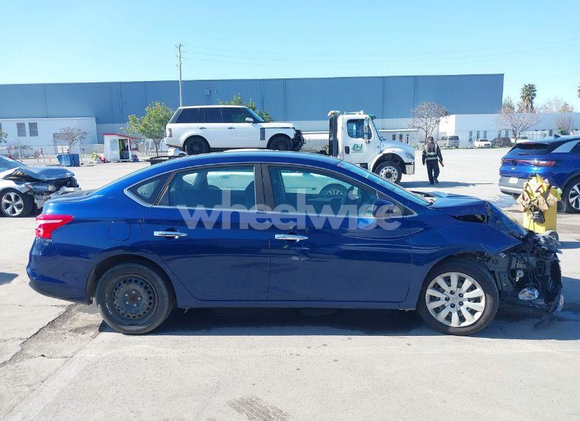 Photo 14 of 2018 Nissan Sentra S (VIN 3N1AB7AP5JY302512)