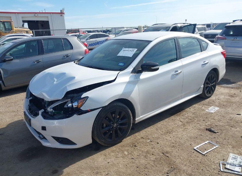 Photo 2 of 2018 Nissan Sentra SR (VIN 3N1AB7AP5JY314840)