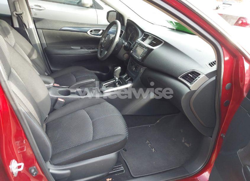 Photo 5 of 2018 Nissan Sentra SR (VIN 3N1AB7AP5JY315292)