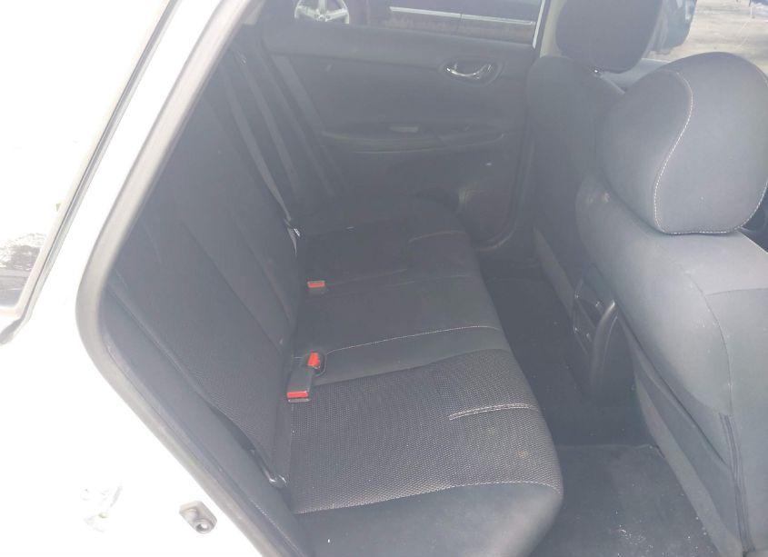 Photo 8 of 2018 Nissan Sentra S (VIN 3N1AB7AP5JY315597)