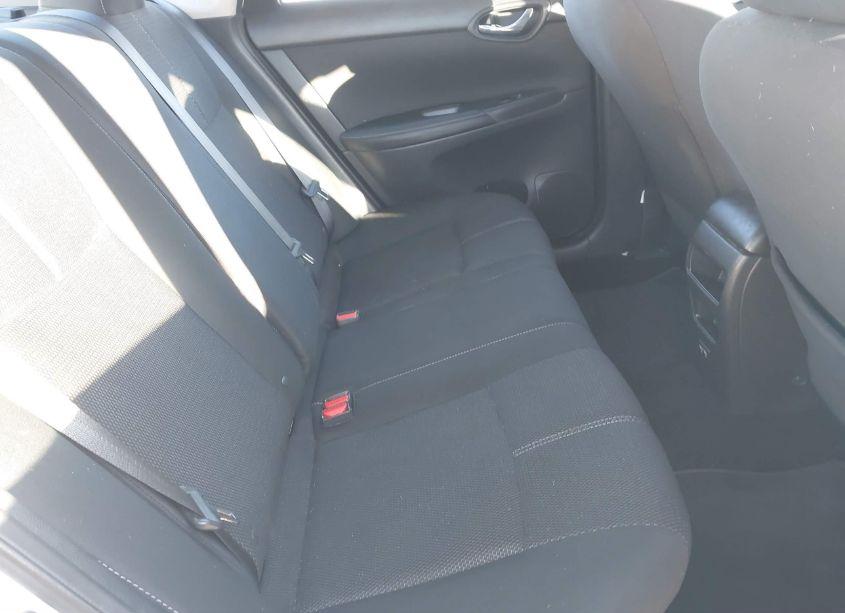 Photo 8 of 2018 Nissan Sentra S (VIN 3N1AB7AP5JY321478)
