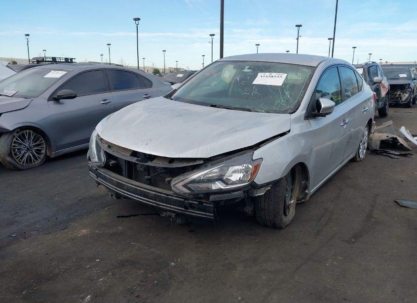 Photo 6 of 2018 Nissan Sentra S (VIN 3N1AB7AP5JY330469)