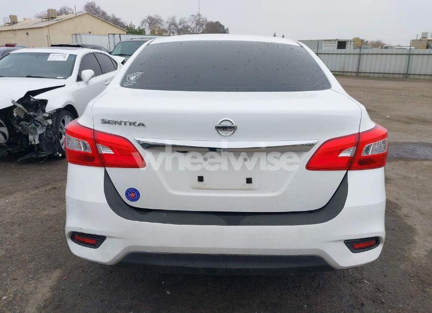 Photo 17 of 2018 Nissan Sentra S (VIN 3N1AB7AP5JY332982)
