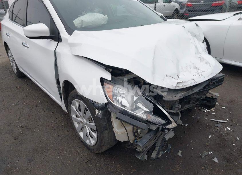 Photo 20 of 2018 Nissan Sentra S (VIN 3N1AB7AP5JY332982)