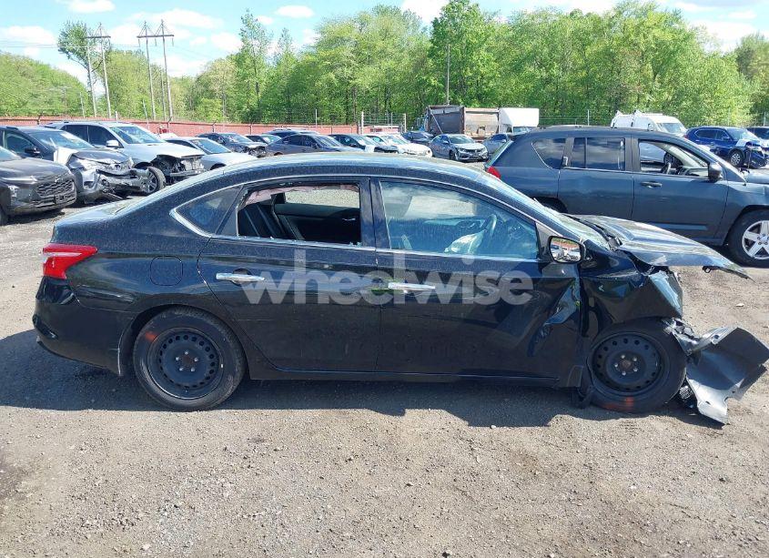 Photo 12 of 2018 Nissan Sentra S (VIN 3N1AB7AP5JY338569)