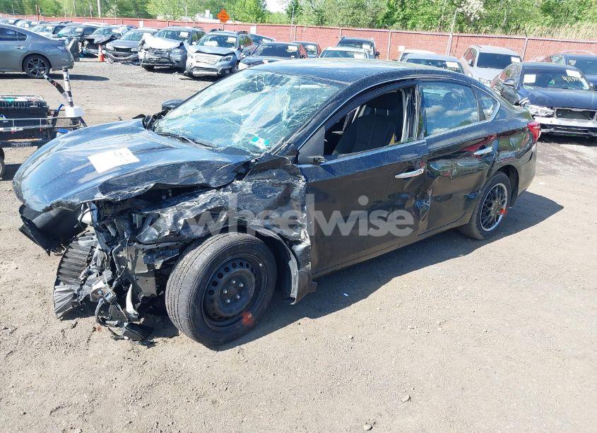 Photo 2 of 2018 Nissan Sentra S (VIN 3N1AB7AP5JY338569)