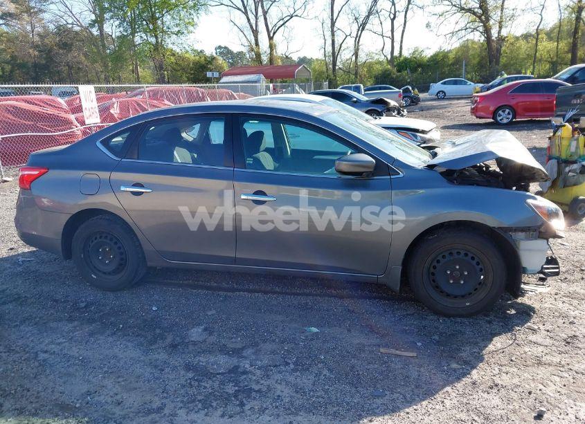 Photo 14 of 2018 Nissan Sentra S (VIN 3N1AB7AP5JY342248)