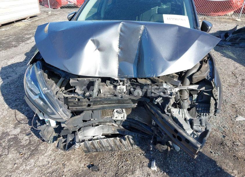 Photo 6 of 2018 Nissan Sentra S (VIN 3N1AB7AP5JY342248)