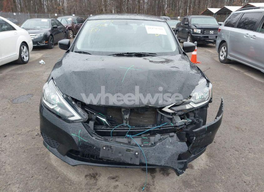 Photo 6 of 2018 Nissan Sentra SV (VIN 3N1AB7AP5JY345263)