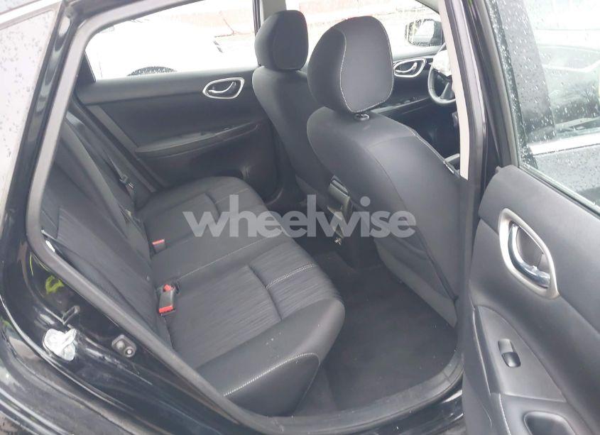 Photo 8 of 2018 Nissan Sentra SV (VIN 3N1AB7AP5JY345263)