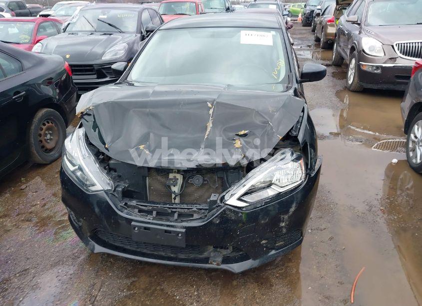 Photo 12 of 2019 Nissan Sentra SV (VIN 3N1AB7AP5KL606065)