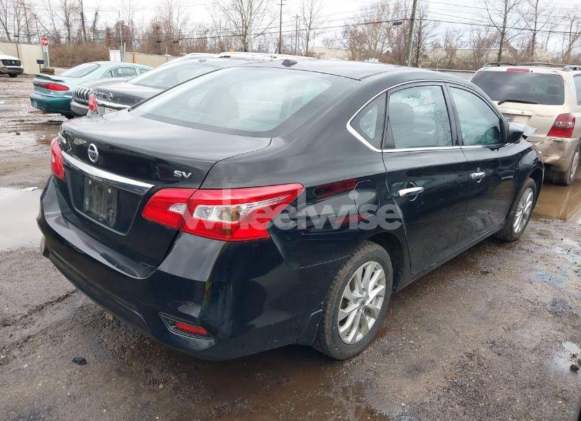 Photo 4 of 2019 Nissan Sentra SV (VIN 3N1AB7AP5KL606065)