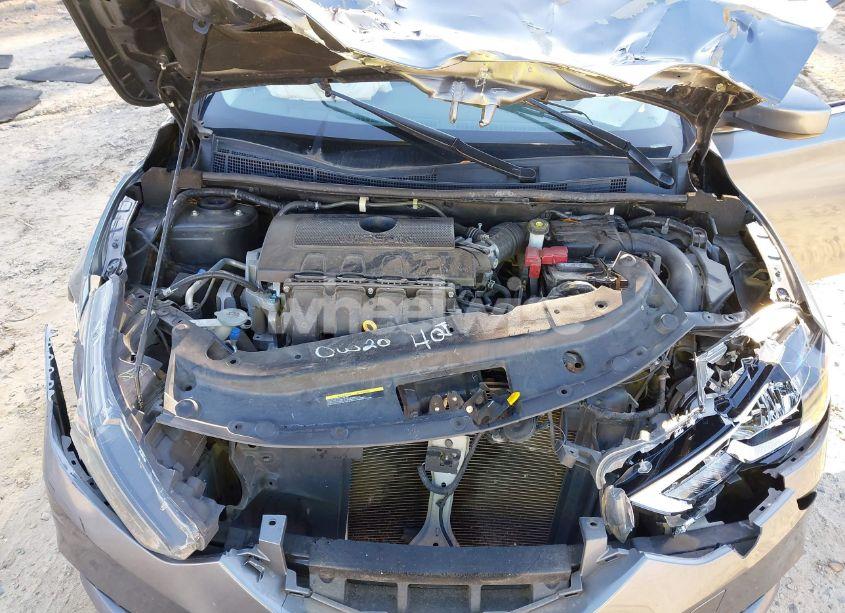 Photo 10 of 2019 Nissan Sentra SV (VIN 3N1AB7AP5KL606213)