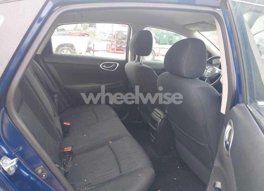 Photo 8 of 2019 Nissan Sentra SV (VIN 3N1AB7AP5KL610861)