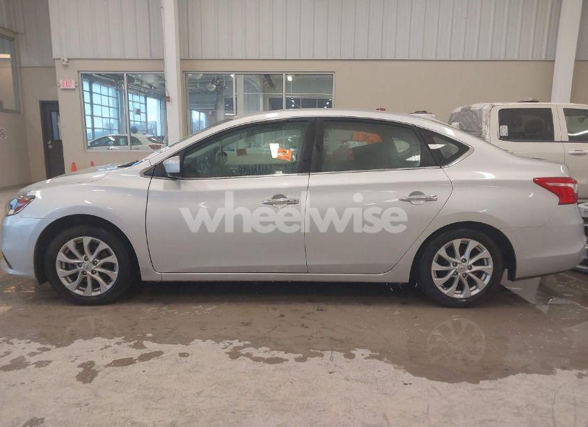 Photo 14 of 2019 Nissan Sentra SV (VIN 3N1AB7AP5KL614067)