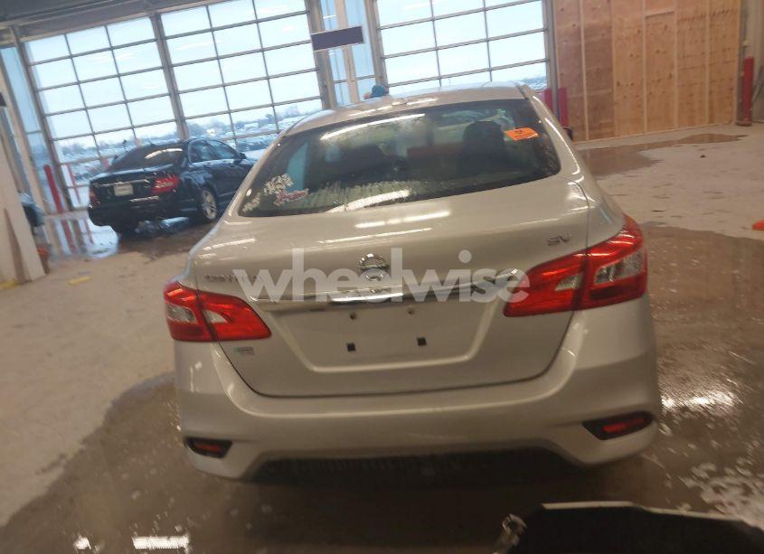 Photo 16 of 2019 Nissan Sentra SV (VIN 3N1AB7AP5KL614067)