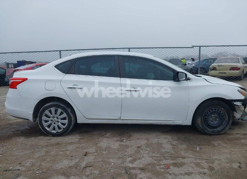 Photo 13 of 2019 Nissan Sentra S (VIN 3N1AB7AP5KY203223)