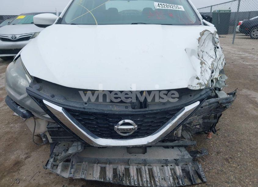 Photo 6 of 2019 Nissan Sentra S (VIN 3N1AB7AP5KY203223)