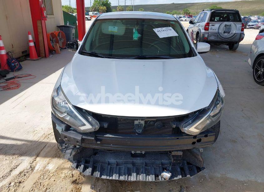 Photo 12 of 2019 Nissan Sentra S (VIN 3N1AB7AP5KY210155)