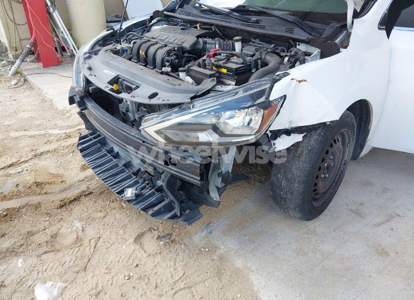 Photo 6 of 2019 Nissan Sentra S (VIN 3N1AB7AP5KY210155)