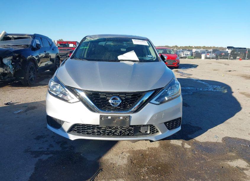Photo 12 of 2019 Nissan Sentra S (VIN 3N1AB7AP5KY212522)