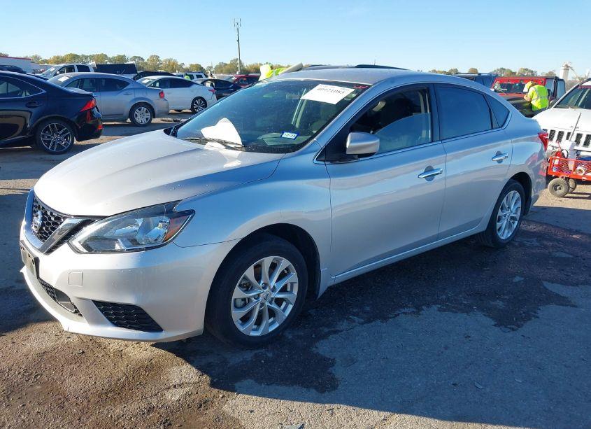 Photo 2 of 2019 Nissan Sentra S (VIN 3N1AB7AP5KY212522)