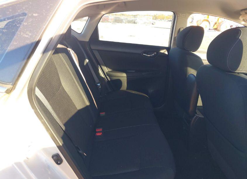 Photo 8 of 2019 Nissan Sentra S (VIN 3N1AB7AP5KY212522)