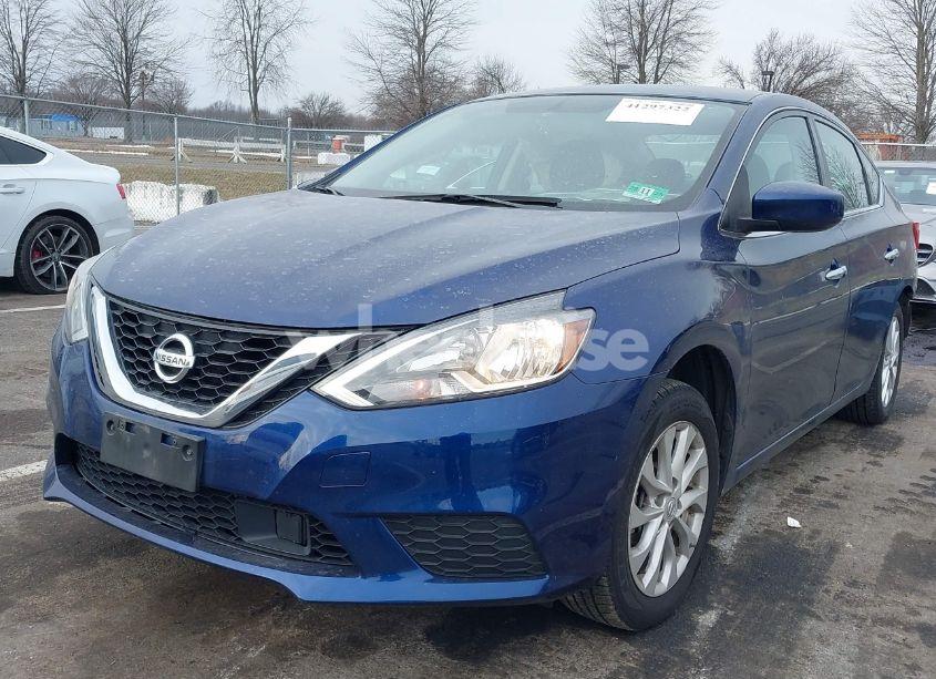 Photo 2 of 2019 Nissan Sentra SV (VIN 3N1AB7AP5KY248842)