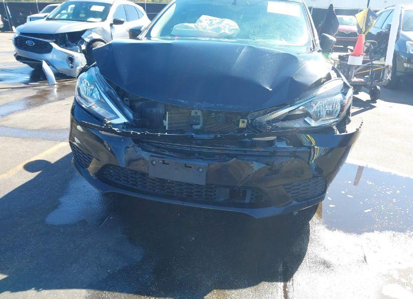 Photo 6 of 2019 Nissan Sentra SV (VIN 3N1AB7AP5KY250204)