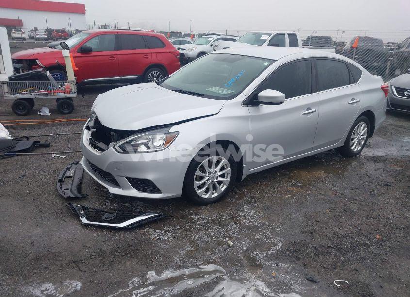 Photo 2 of 2019 Nissan Sentra S (VIN 3N1AB7AP5KY250414)