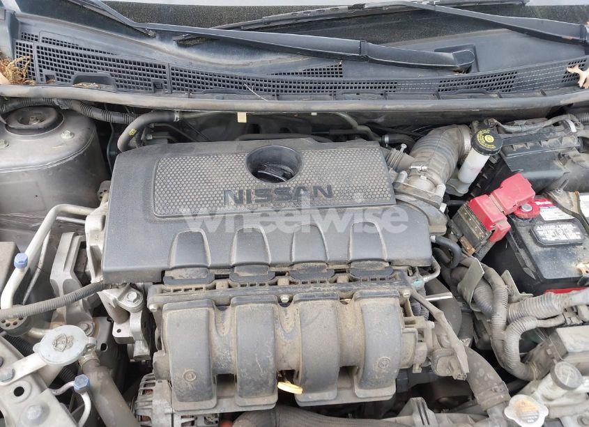 Photo 10 of 2019 Nissan Sentra S (VIN 3N1AB7AP5KY259422)