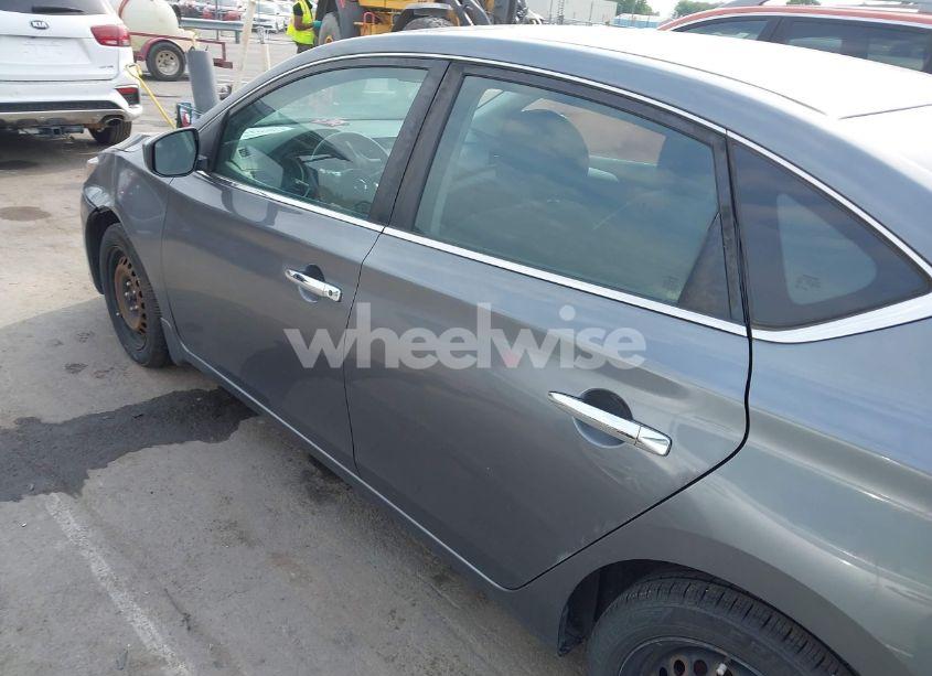 Photo 14 of 2019 Nissan Sentra S (VIN 3N1AB7AP5KY259422)