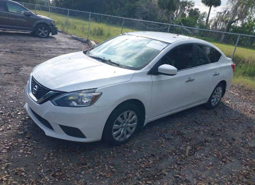 Photo 2 of 2019 Nissan Sentra S (VIN 3N1AB7AP5KY259937)