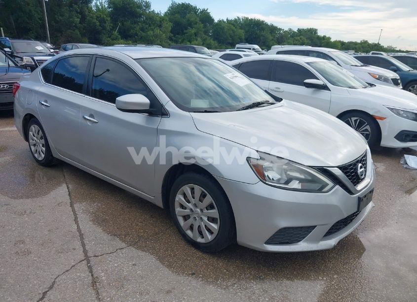 2019 Nissan Sentra S (VIN 3N1AB7AP5KY268721) main photo