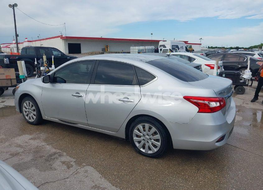 Photo 14 of 2019 Nissan Sentra S (VIN 3N1AB7AP5KY268721)
